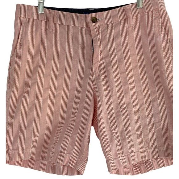 Nautica Seersucker Pink Cotton Burmuda Shorts Cruise Ship Size 34 6366 GUC - Picture 2 of 11